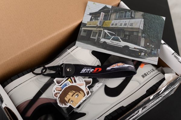 Nike SB Dunk Low”Initial D/Toyota AE86 - Image 5